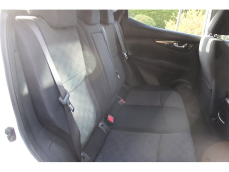 2017 Nissan Qashqai 1.5 SV MY16 NC E6 4DR €14,295 thumbnail