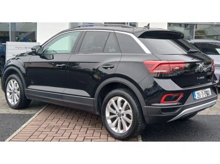 2025 Volkswagen T-Roc EDITION 75 1.0TSI 116HP *REAR VIEW CAMERA, PARK ASSIST, APP CONNECT* €32,995
