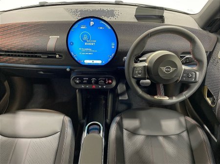 2025 MINI Hatch Cooper E €31,950