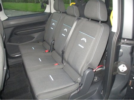 2026 Ford Tourneo Connect PLUG IN HYBRID WHEELCHAIR TAXI €68,000 thumbnail