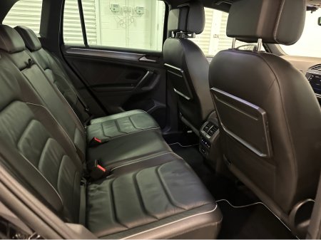 2019 Volkswagen Tiguan (191) TIGUAN 2.0TDI R LINE (LEATHER) DSG 4 MOTION LOW KMS VW/AUDI SPECIALISTS WWW.DENISDARCYCARS.IE €31,950 thumbnail