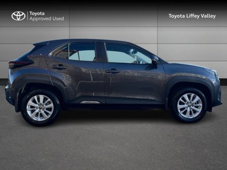 2022 Toyota Yaris Cross CR CROSS LUNA 4DR AUTO €24,950 thumbnail