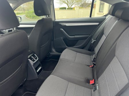 2017 Skoda Octavia AMBITION 1.0TSI 115HP €12,950 thumbnail