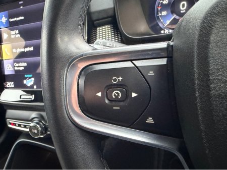 2021 Volvo XC40 R-DESIGN T5 RECHARGE//FULL LEATHER//FULL VOLVO SERVICE HISTORY//GREAT SPECIAL//SIMI AND AA DEALER €31,950 thumbnail