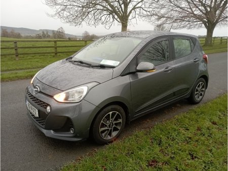 2018 Hyundai i10 1.0 Deluxe €8,990 thumbnail