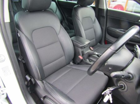 2017 Kia Sportage EX 5DR. LOW KLMS. €15,950 thumbnail