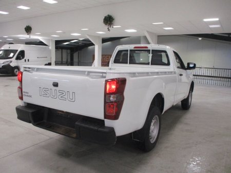 2026 Isuzu D-MAX  €36,199 thumbnail