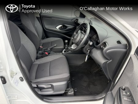 2021 Toyota Yaris YARIS 1.0 LUNA €19,950 thumbnail