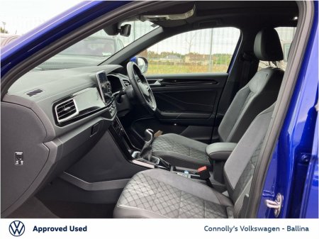 2023 Volkswagen T-Roc 1.0 TSI 110HP R-Line *PAN ROOF* €32,495