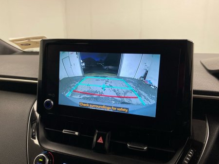 2023 Toyota Corolla Corolla Icon Tech Hev Cvt Icon Tech 122 VVT-h Auto Start/Stop €22,995 thumbnail