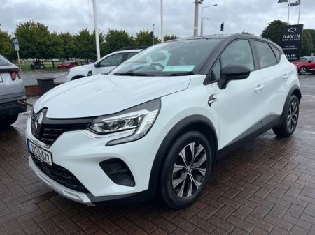 2022 Renault Captur 1.0lt petrol 5DR €20,500