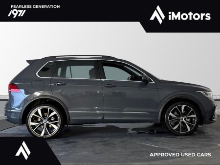 2023 Volkswagen Tiguan R-LINE PHEV TSI DSG €39,250