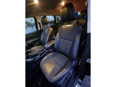 2017 Ford Kuga 2017 FORD KUGA TITANIUM DIESEL TOP SPEC €9,990 €9,990 thumbnail