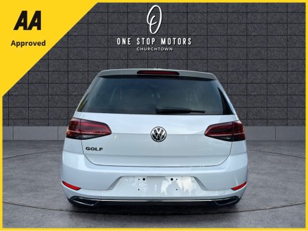 2018 Volkswagen Golf MK7.5 *CRAYON COLOUR* DIGI DASH / HIGHLINE 1.4L / AUTO / AS NEW CONDITION €19,900
