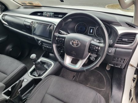 2020 Toyota Hilux  €19,511 thumbnail
