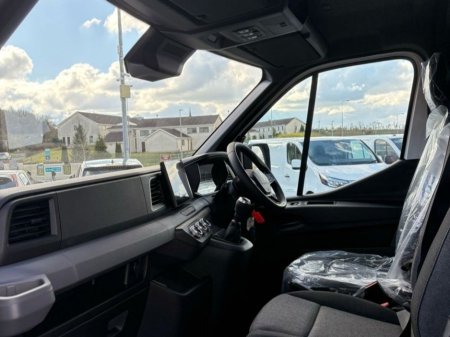 2025 Renault Master LM35 blue dCi €38,950 thumbnail