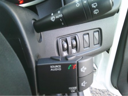 2016 Renault Clio NEW NCT 2028, DYNAMIQUE SAT./NAV., €270 TAX , LOW KMS. S./HISTORY. €8,999 thumbnail