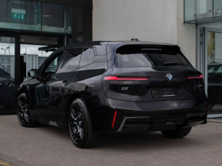 2026 BMW iX xDrive45 €105,975