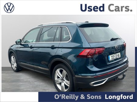 2022 Volkswagen Tiguan 2.0 TDI 150HP Elegance €36,450 thumbnail