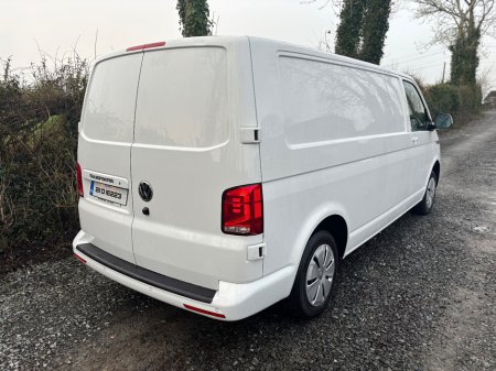 2021 Volkswagen Transporter  €19,998 thumbnail