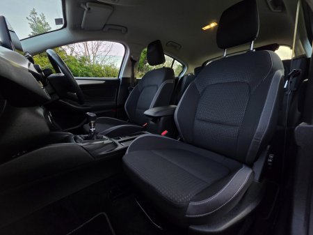 2018 Ford Focus 1.5 TDCi 120PS Zetec €14,990 thumbnail