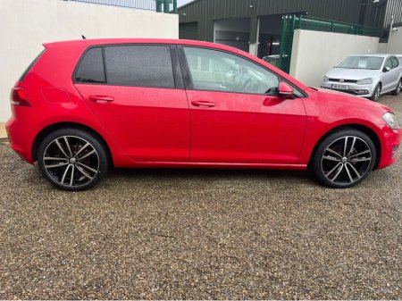 2016 Volkswagen Golf 1.2 TSI Bluemotion €15,500