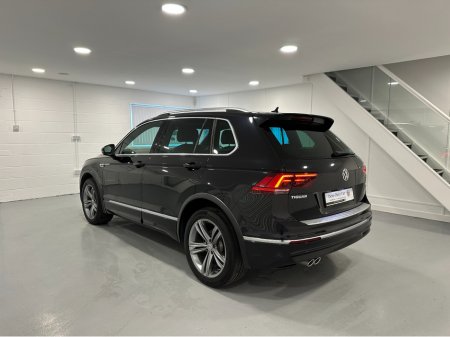 2019 Volkswagen Tiguan (191) TIGUAN 2.0TDI R LINE (LEATHER) DSG 4 MOTION LOW KMS VW/AUDI SPECIALISTS WWW.DENISDARCYCARS.IE €31,950 thumbnail