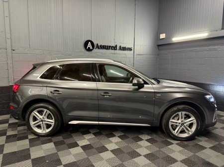 2023 Audi Q5 50 TFSI e 299HP S tronic quattro S Line €51,900