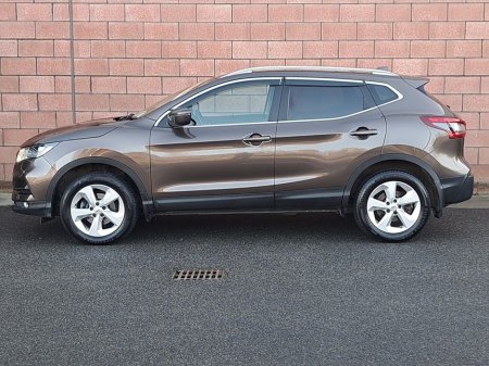 2018 Nissan Qashqai SV Premium with Moonroof 1.5 Diesel. €15,650