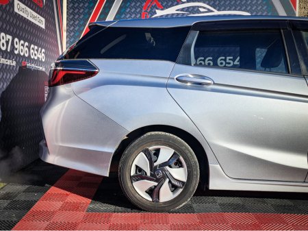 2019 Honda Shuttle Hybrid 5 seater €13,950 thumbnail