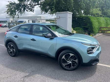 2023 Citroen C4 FEEL PureTech 100 S&S €24,950