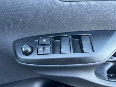 2024 Toyota Yaris Cross LUNA 4DR AUTO €29,495 thumbnail