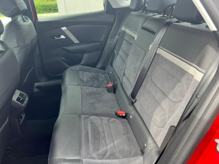 2024 Citroen C4X BlueHDi 130 S&amp;S EAT8 €6.4 Max €33,950 thumbnail