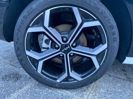 2026 Kia Niro HEV SEM €42,000