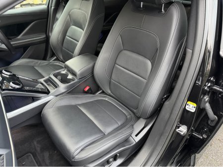 2024 Jaguar I-Pace R-DYNAMIC EV400 BLACK EDITION//IMMACULATE THROUGHOUT//PANORAMIC ROOF//SIMI AND AA DEALER €41,950 thumbnail