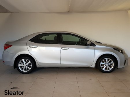 2016 Toyota Corolla 1.4d-4d Aura 4DR €11,450