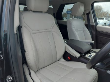 2017 Land Rover Discovery 2.0 SD4 HSE 240PS 7 €29,950 thumbnail