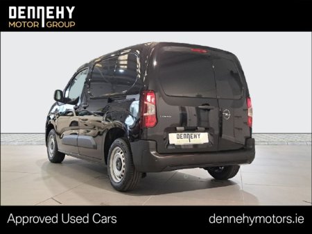 2025 Opel Combo Komfort - €121 P/M - 4 Yrs - 30% Deposit €26,995