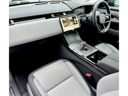 2025 Land Rover Range Rover Velar VELAR DYNAM SE PH DYNAMICS €77,950 thumbnail