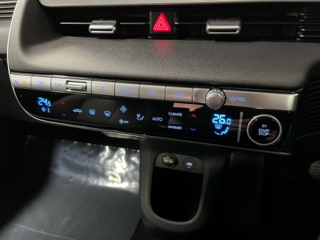 2024 Hyundai Ioniq 5 Premium 77kWh 228PS - Reversing Camera - Sat Nav - Climate Control - Heated Seats/Steering Wheel - Keyless Start - Auto Lights/Wipers - Apple CarPlay/Android Auto €34,950