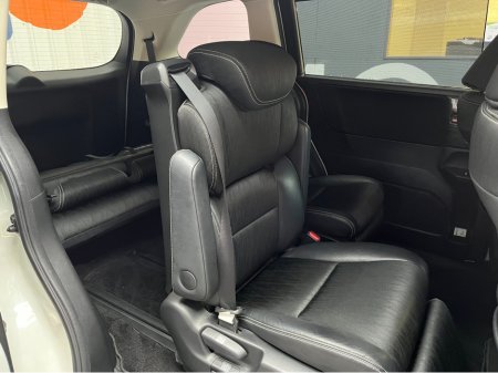 2017 Honda Odyssey €21950 2017 HONDA ODYSSEY 7 SEATER AUTOMATIC HYBRID ABSOLUTE SENSING  2.0 AUTOMATIC / ELECTRIC SEATS / REVERSE CAMERA / CRUISE CONTROL / AUTOMATIC DOORS €21,950 thumbnail