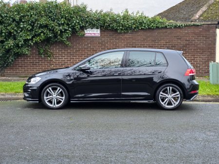 2018 Volkswagen Golf 1.0 TSI 115HP R-Line €18,999 thumbnail