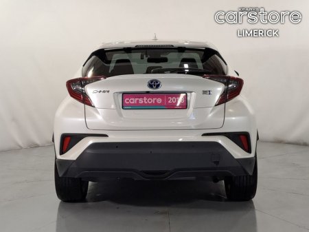 2018 Toyota C-HR 1.8 HYBRID €21,777