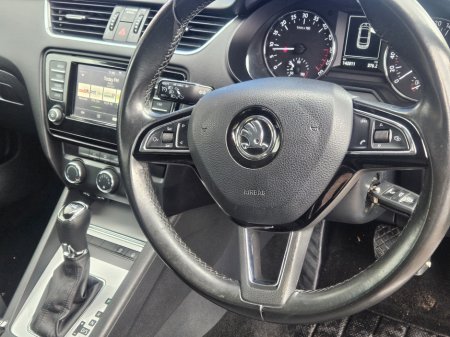 2015 Skoda Octavia COMBI AMBITION 1.6TDI 110HP DSG €10,450 thumbnail