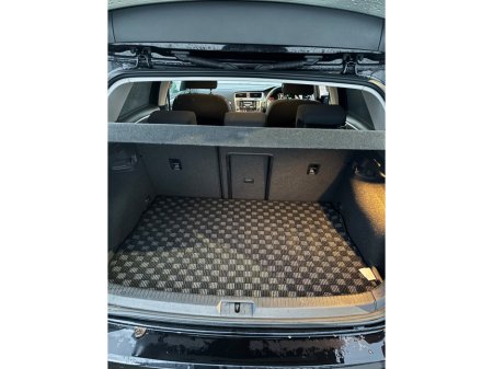 2015 Volkswagen Golf  €10,995 thumbnail