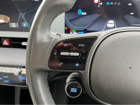 2023 Hyundai Ioniq 5 PREMIUM LE 58KW //FULL LEATHER SEATS//HEATED SEATS AND STEERING WHEEL//ADAPTIVE CRUISE CONTROL// €28,950 thumbnail