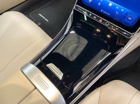 2026 Mercedes-Benz CLE CLE 300 e AMG Line PHEV Coupe - Heated Seats, Reversing Camera, Panoramic Sunroof €84,393 thumbnail