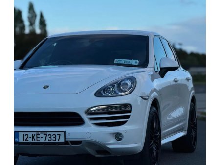 2012 Porsche Cayenne 3.0 V6 5DR 2ST €21,995 thumbnail