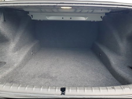 2019 BMW 5 Series 520d SE Auto €27,995 thumbnail