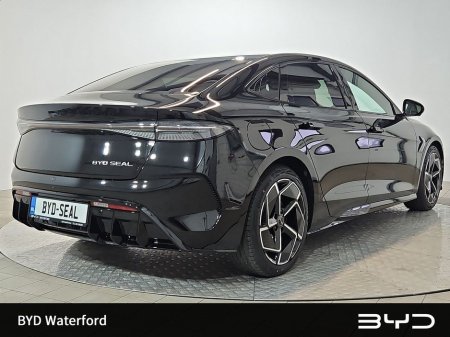 2026 BYD Seal *Finance Rates from 3.5%* Order Now for 261 Delivery DESIGN MODEL - 82.5kWh battery, 313HP, up to 570km range. Features include Adaptive Cruise Control, Heat Pump, 15.6